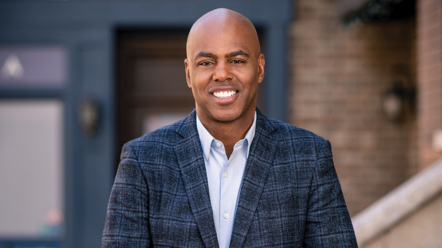 What Is Kevin Frazier, Host Of "Entertainment Tonight," Worth?
