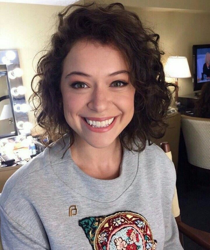 Tatiana Maslany Pregnancy: Is She Expecting A Child With Brendan Hines? Family And Net Worth Info