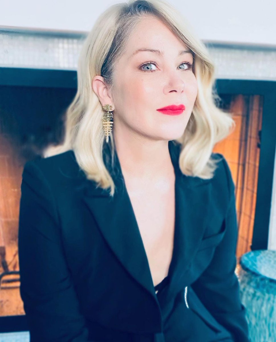 Christina Applegate Health Update: What Does Christina Applegate Suffer From? Facts To Know