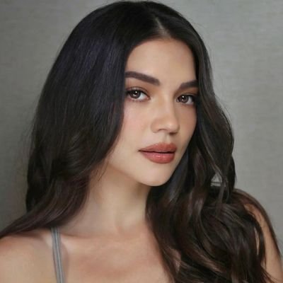 Who Are Rhian Ramos Parents: Gareth Howell And Clara Ramos? Know More About Her Family And Net Worth