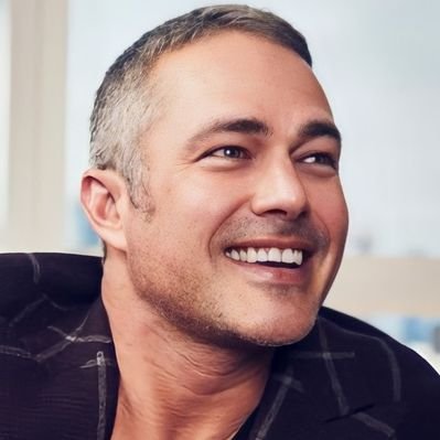 What Is Taylor Kinney Faith: Is He Christian Or Jewish? Family, Ethnicity And Net Worth Explored