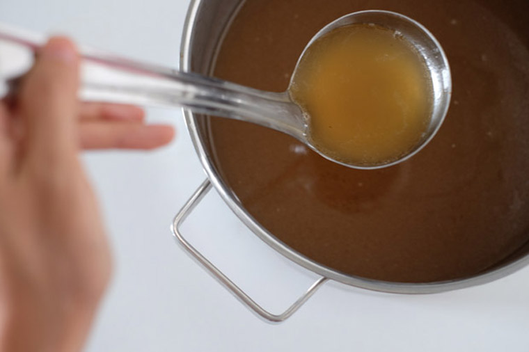 Bone Broth For Skin: Does It Help You Look Younger?