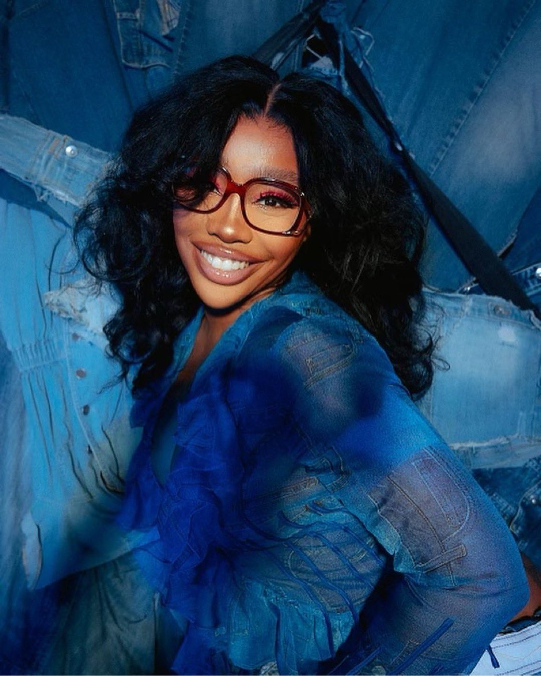 Is American Singer SZA Related To Lizzo?