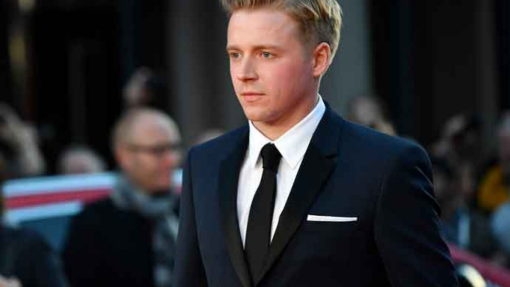 Jack Lowden Parents: Who Are Gordon And Jacquie Lowden?
