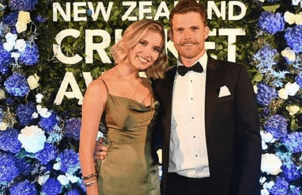 Lockie Ferguson Spouse: Who Is Emma Komocki To Him?