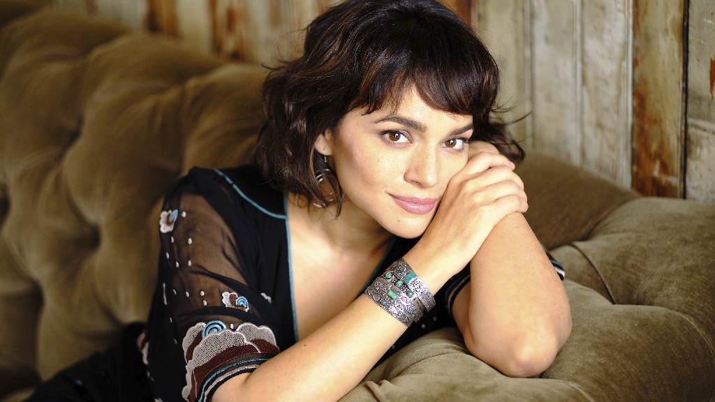 Who Are Singer Norah Jones Mom And Dad?